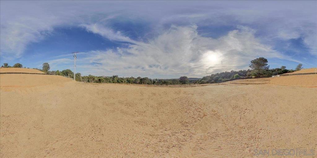 Via Del Mar Property Photo 2
