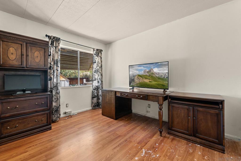 26091 San Quintin Rd Property Photo 6