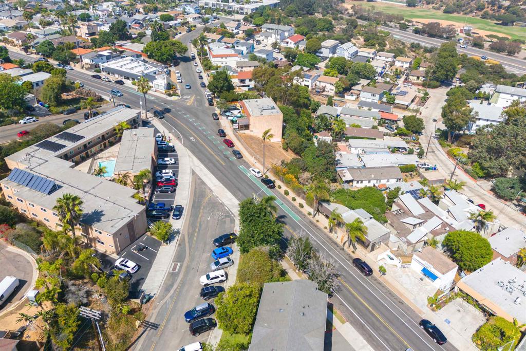 Voltaire St Property Photo 24
