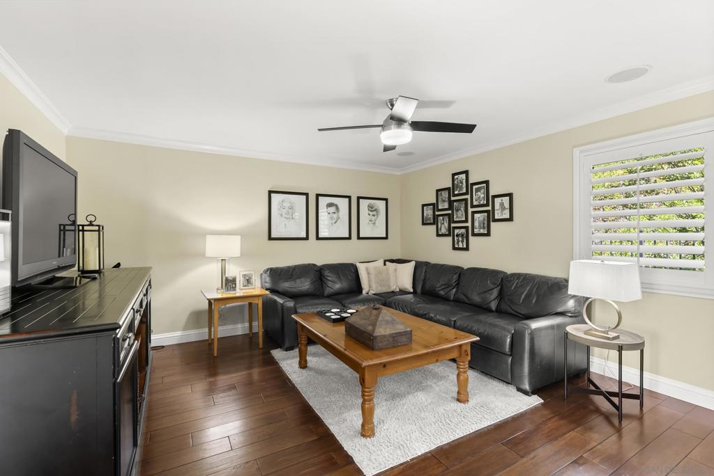 6525 Crystalaire Property Photo 47