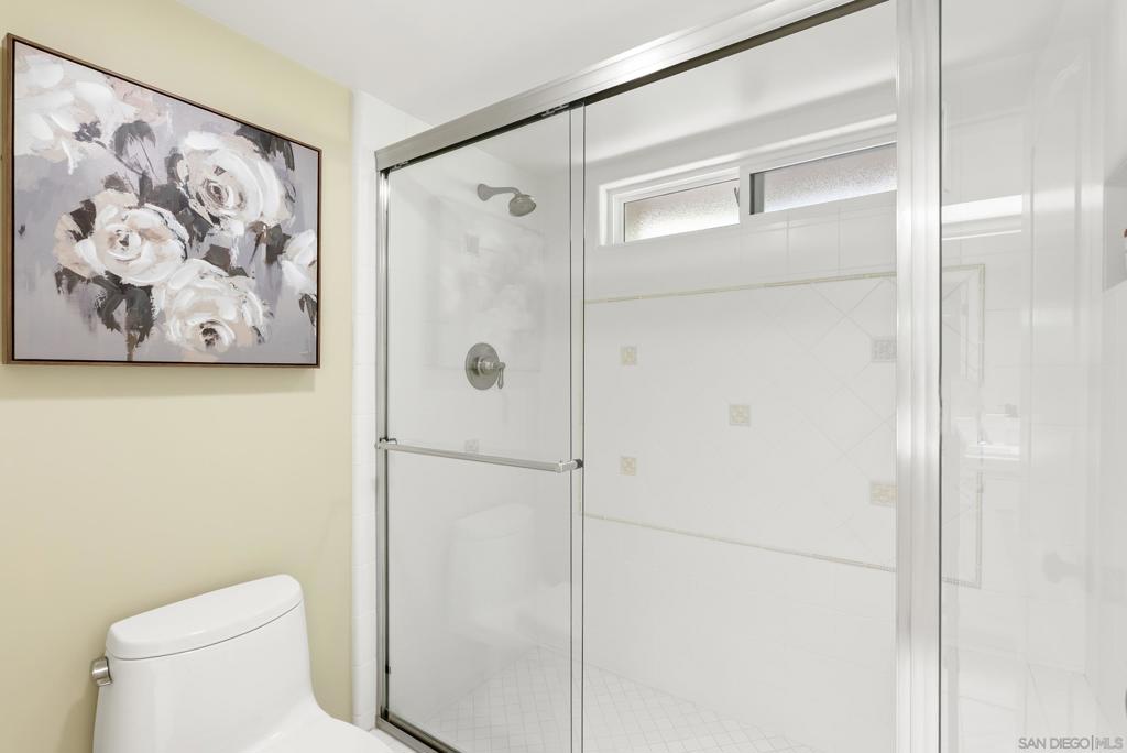 6525 Crystalaire Property Photo 49