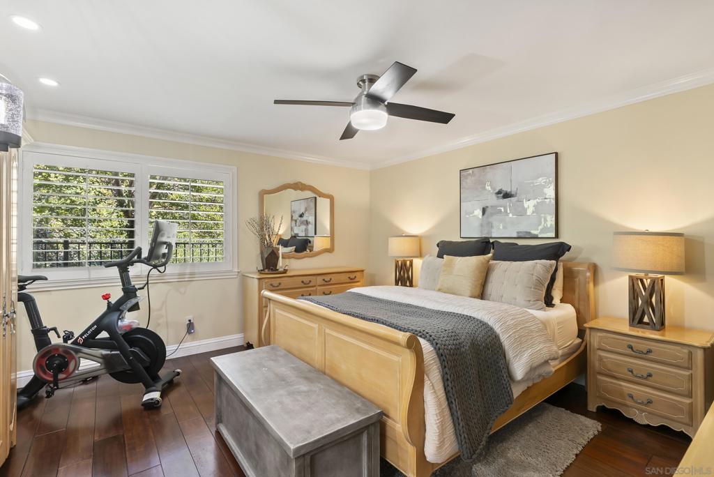 6525 Crystalaire Property Photo 50