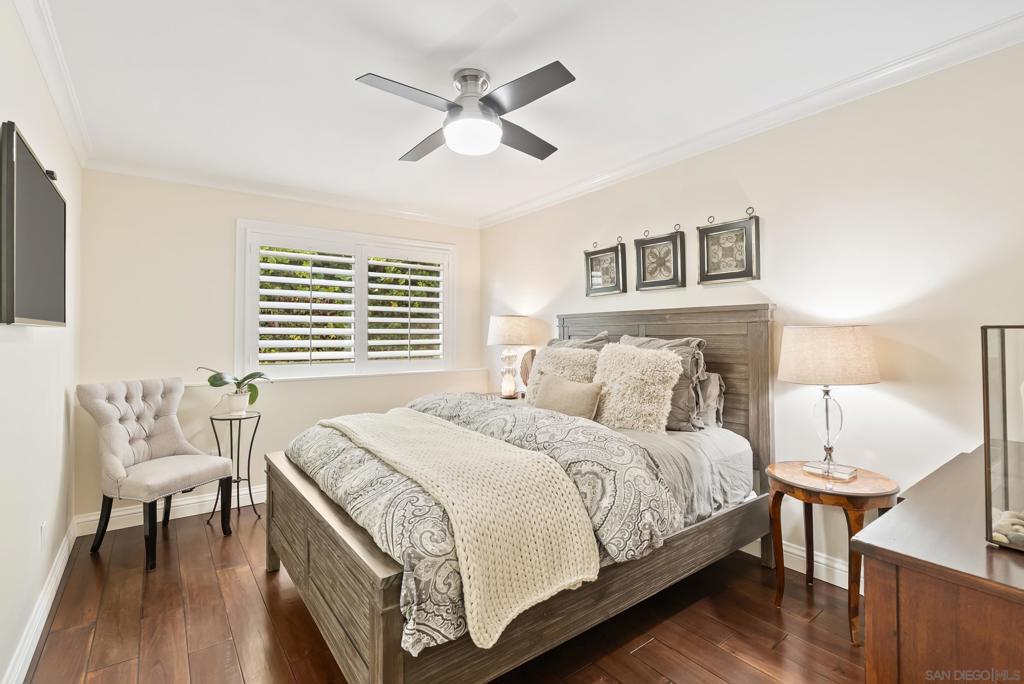 6525 Crystalaire Property Photo 52