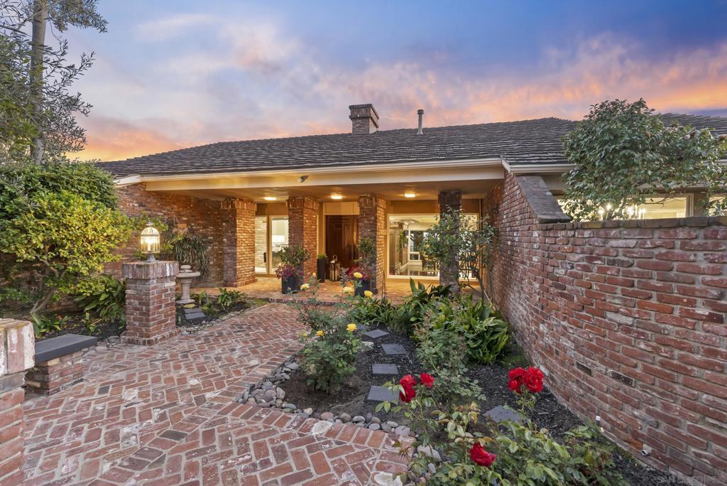 6525 Crystalaire Property Photo 64