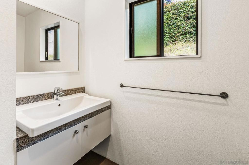 6540 Persa St Property Photo 35