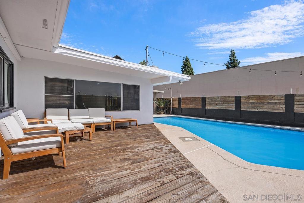 1211 E Mission Road Property Photo 26
