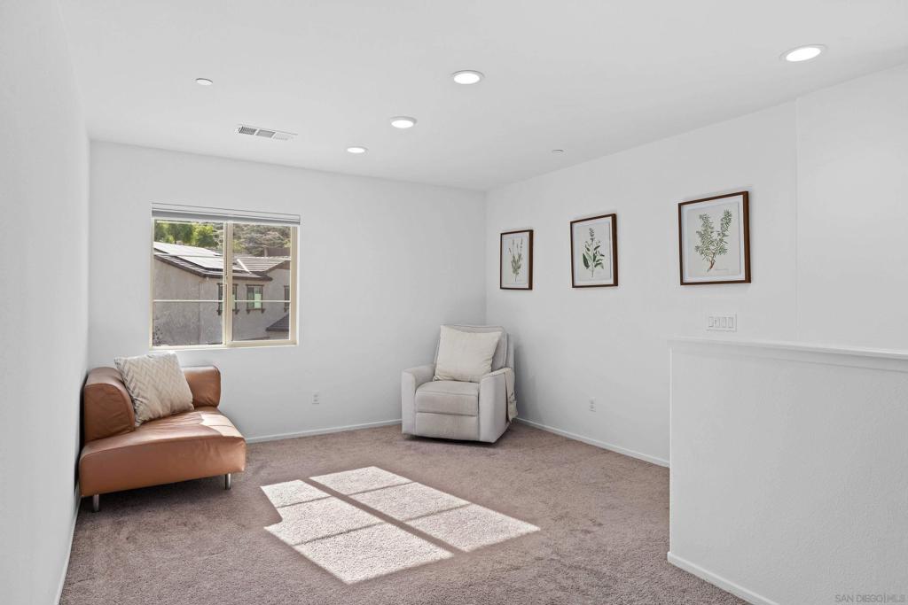 24060 Raptor Way Property Photo 14