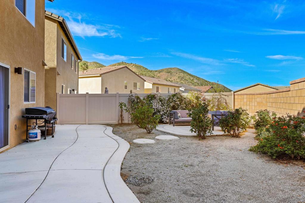 24060 Raptor Way Property Photo 34