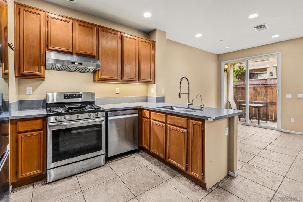 41885 Davenport Way C Property Photo 1