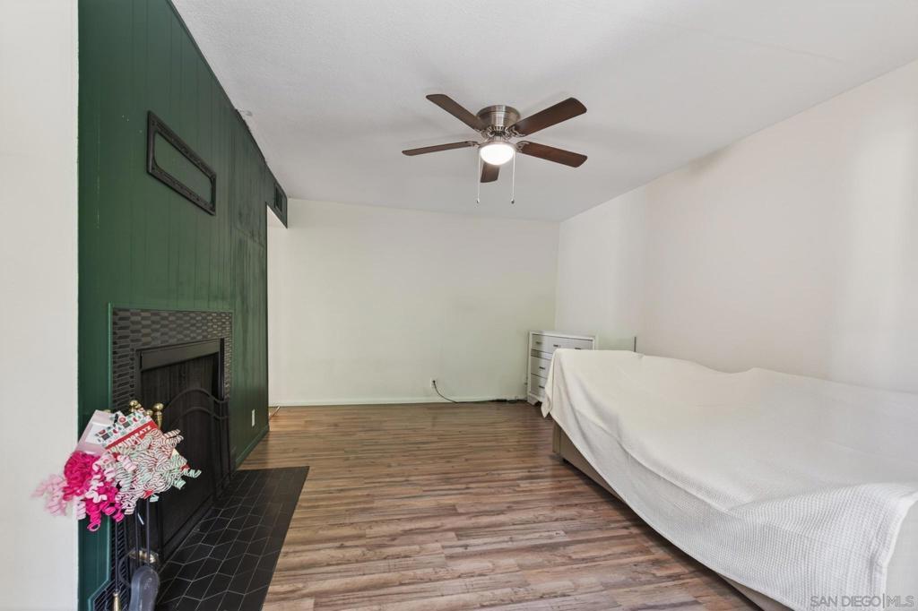 2157 Arnold 201 Property Photo 8
