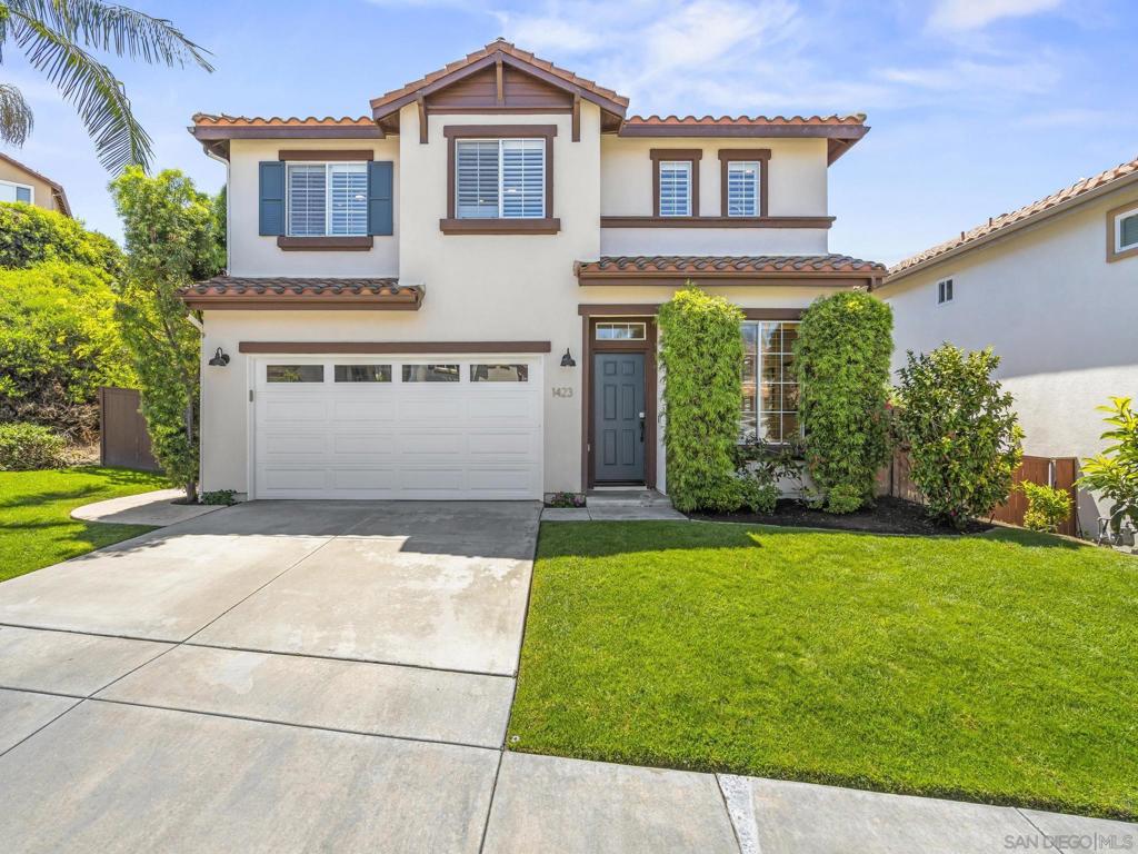 1423 Sapphire Property Photo 1