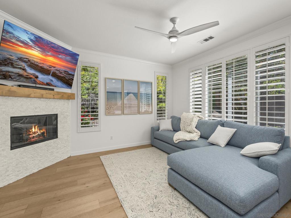 1423 Sapphire Property Photo 5