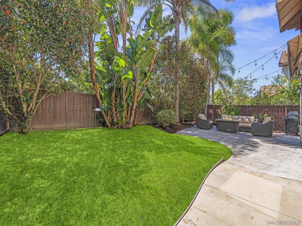 1423 Sapphire Property Photo 8
