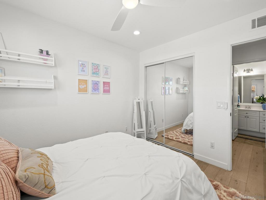 1423 Sapphire Property Photo 32