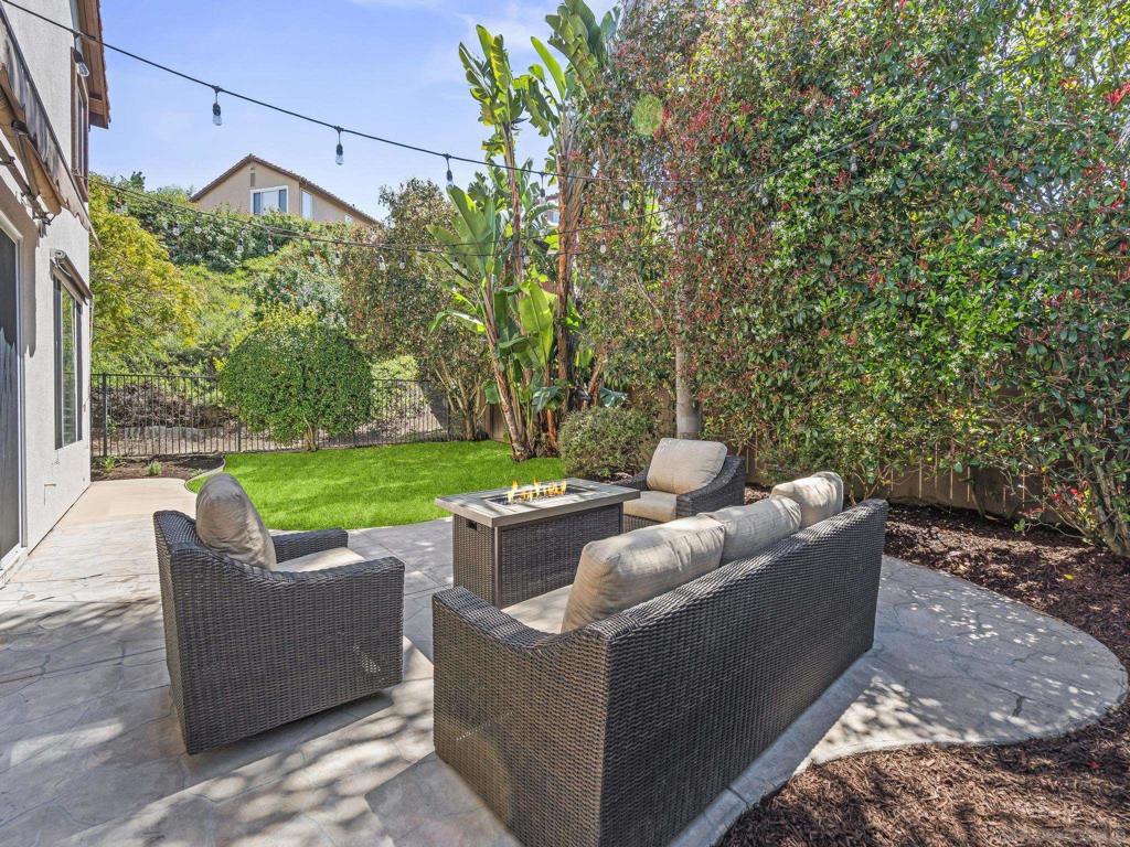 1423 Sapphire Property Photo 43