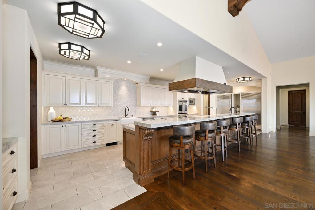 7029 Las Colinas Property Photo 13