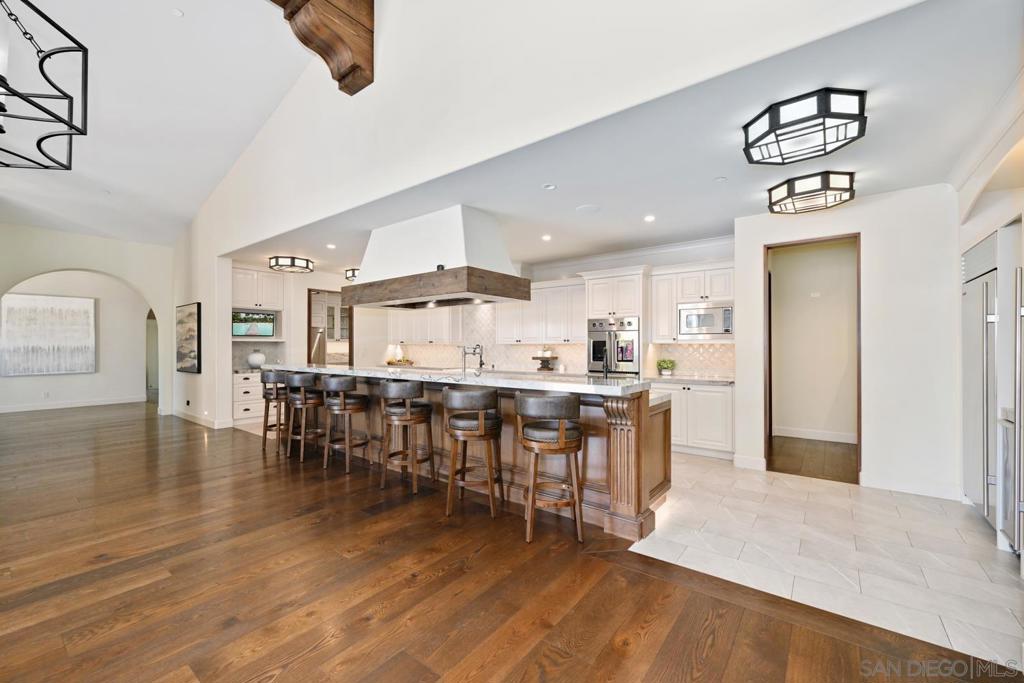 7029 Las Colinas Property Photo 14