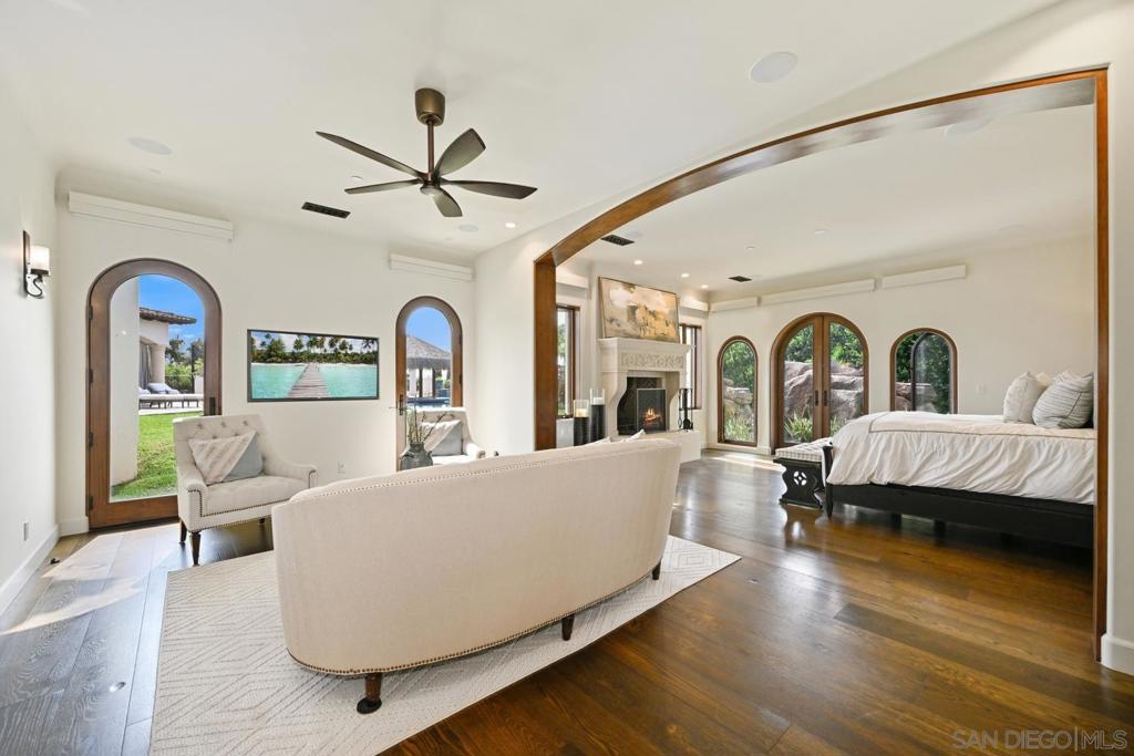 7029 Las Colinas Property Photo 21