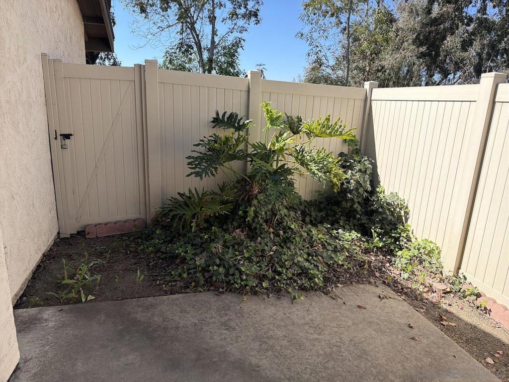 8119 Paradise Valley Ct Property Photo 21