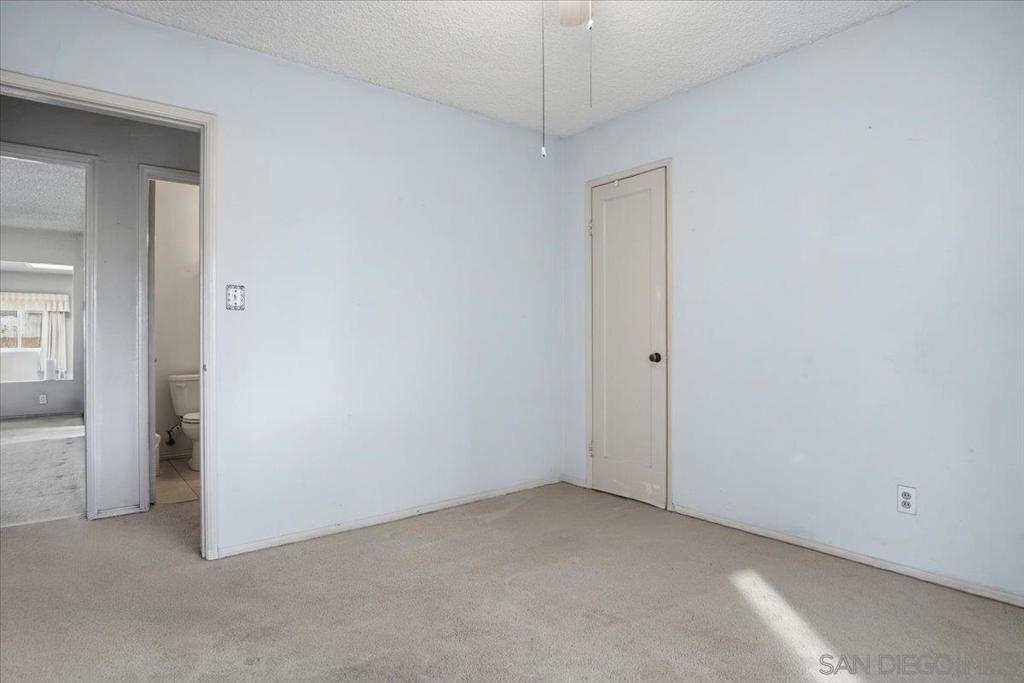 3711 Racine Property Photo 5