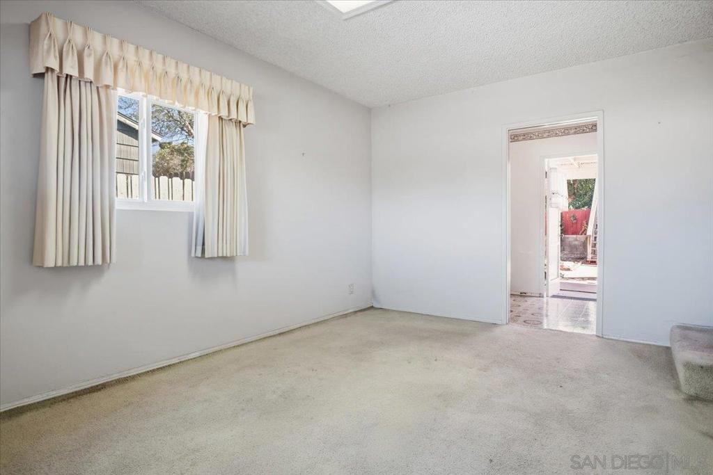 3711 Racine Property Photo 12