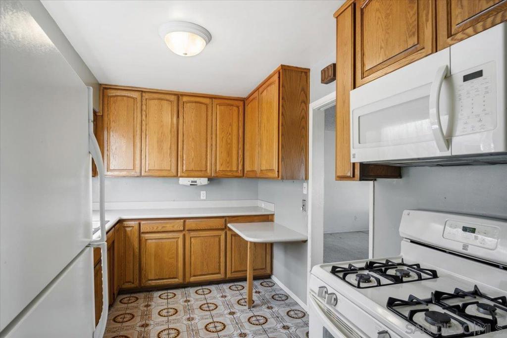 3711 Racine Property Photo 13