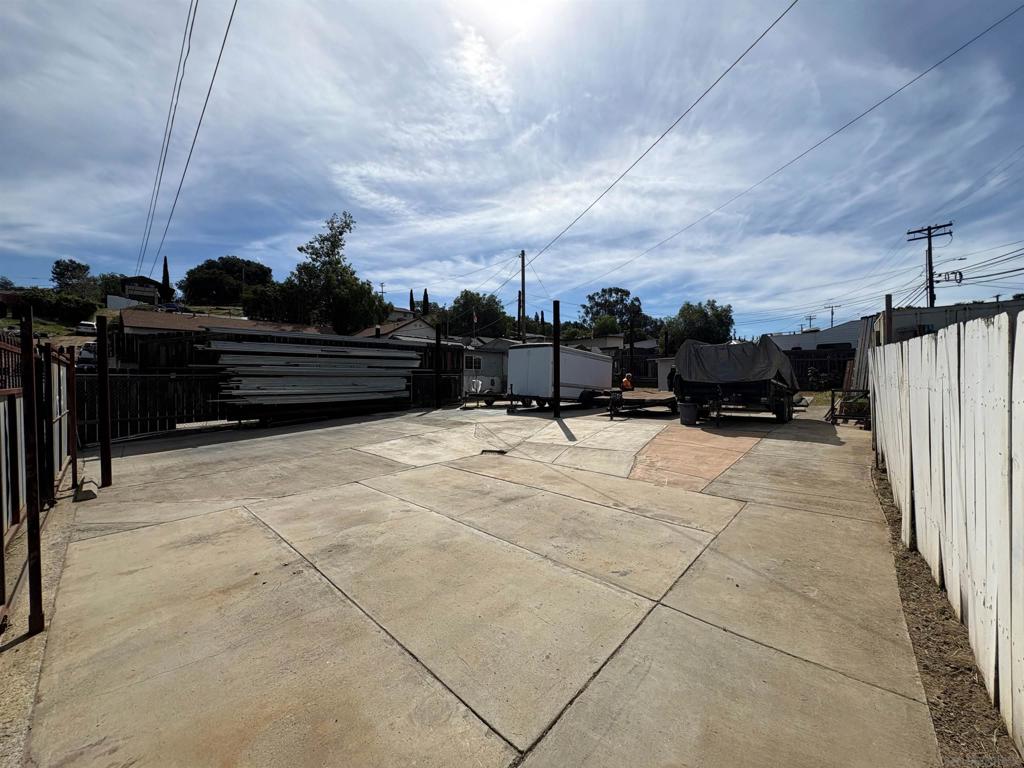 8825 Winter Gardens Boulevard Property Photo 1