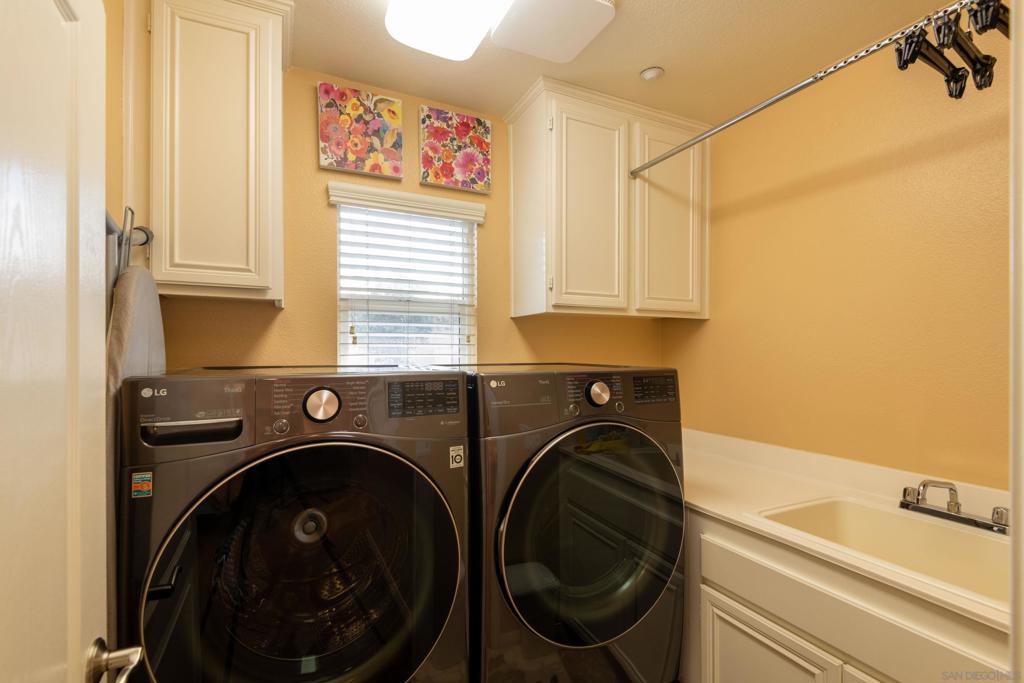 17028 New Rochelle Way Property Photo 25