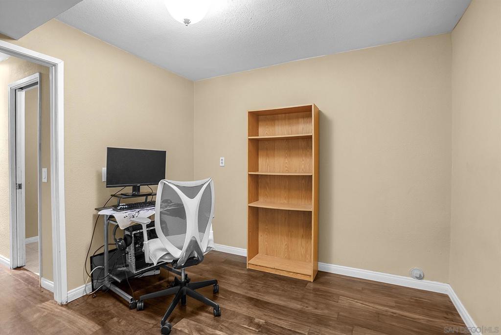 260009183SD Property Photo 52