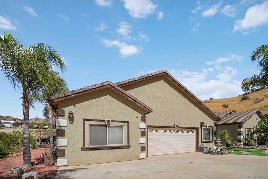 1804 Vista De La Montana Property Photo 5