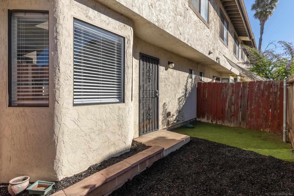 8535 Paradise Valley Rd 4 Property Photo 16