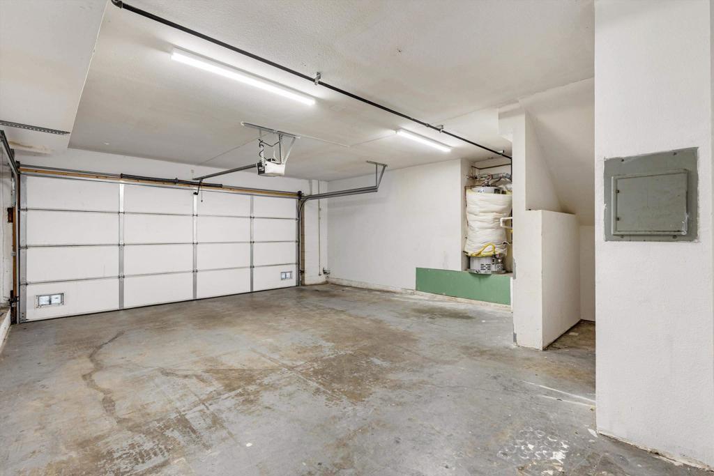 8535 Paradise Valley Rd 4 Property Photo 42