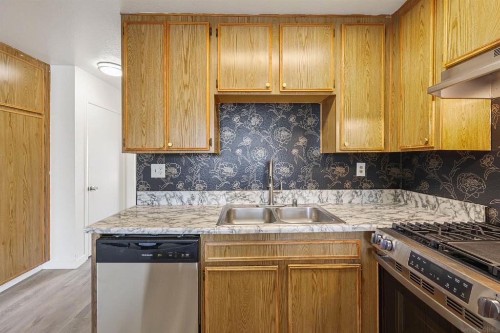 4655 33rd Property Photo 6