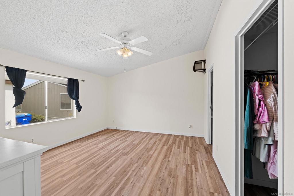4616 N River Spc 68 Property Photo 10