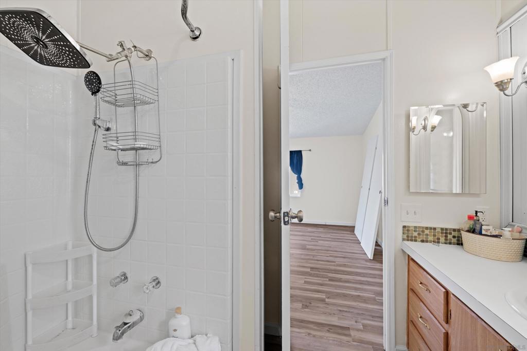 4616 N River Spc 68 Property Photo 12