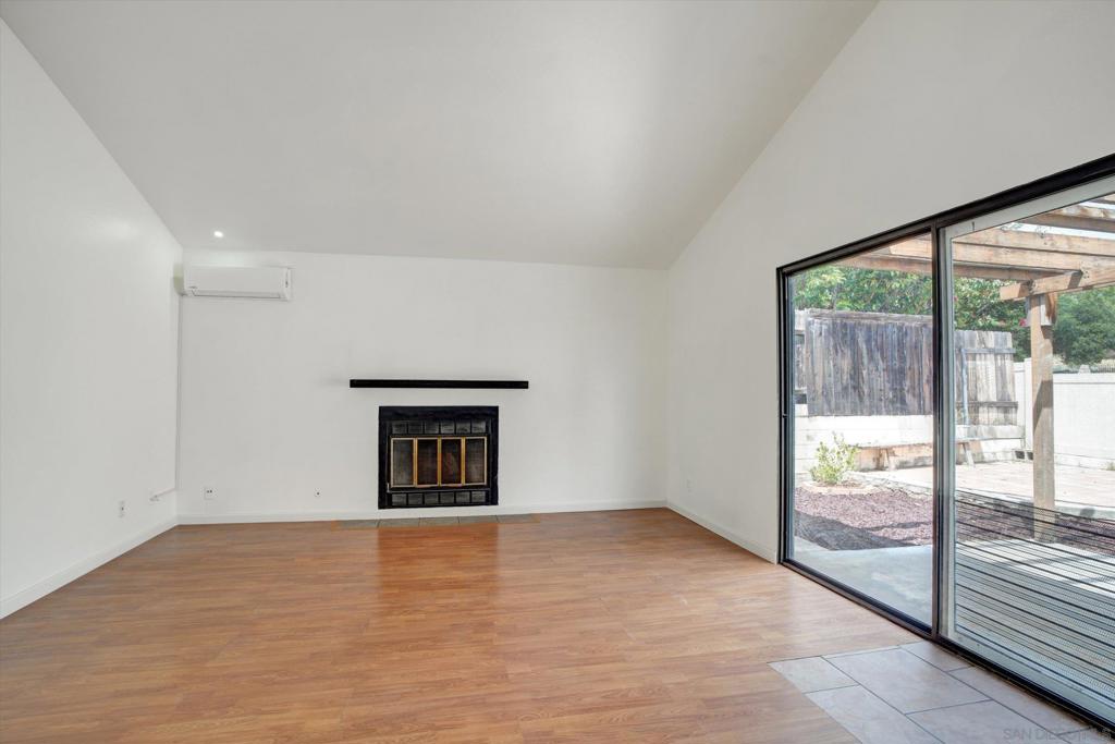 1350 Dos Hermanos Gln Property Photo 12