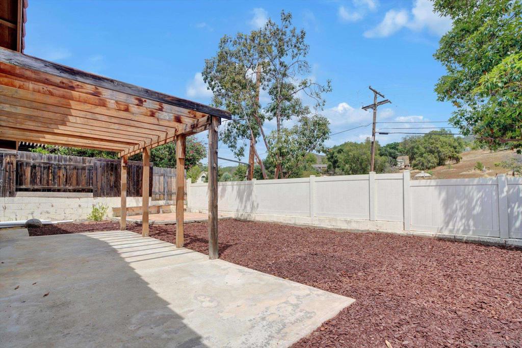 1350 Dos Hermanos Gln Property Photo 14