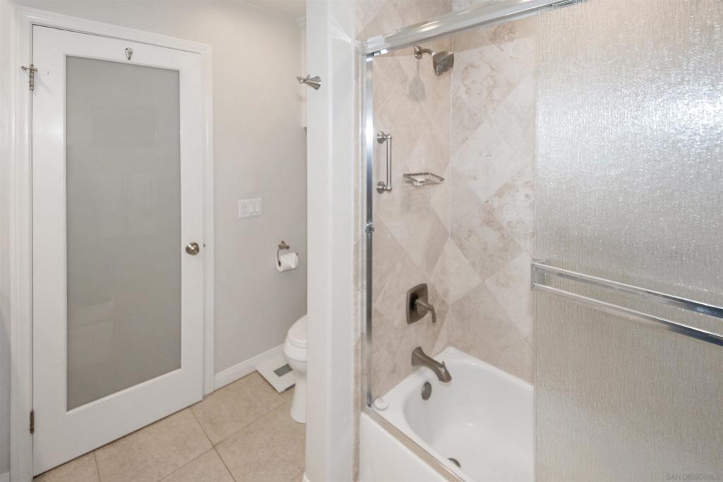 1052 Isabella Avenue E Property Photo 24