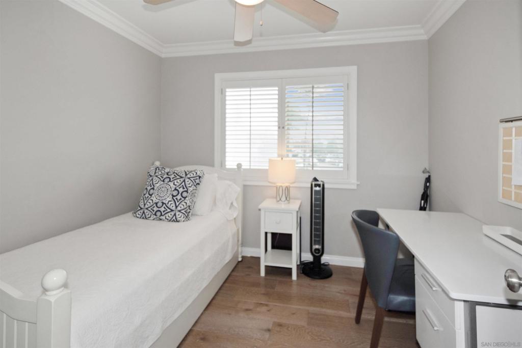 1052 Isabella Avenue E Property Photo 25
