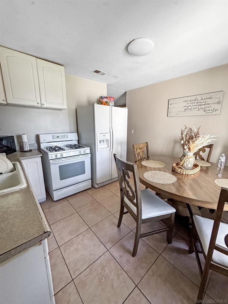 3508 Decora Circle Property Photo 3