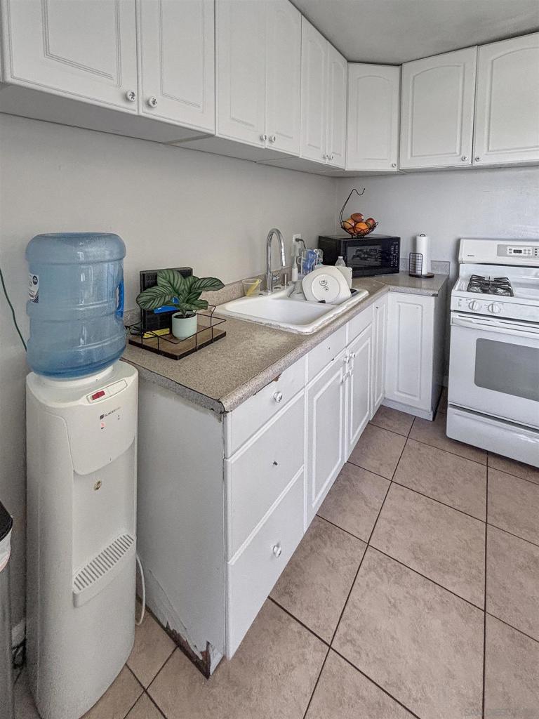 3508 Decora Circle Property Photo 4