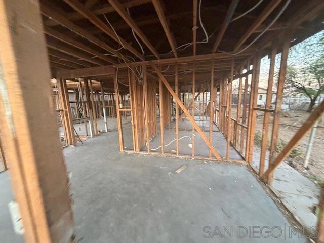 260009385SD Property Photo 5