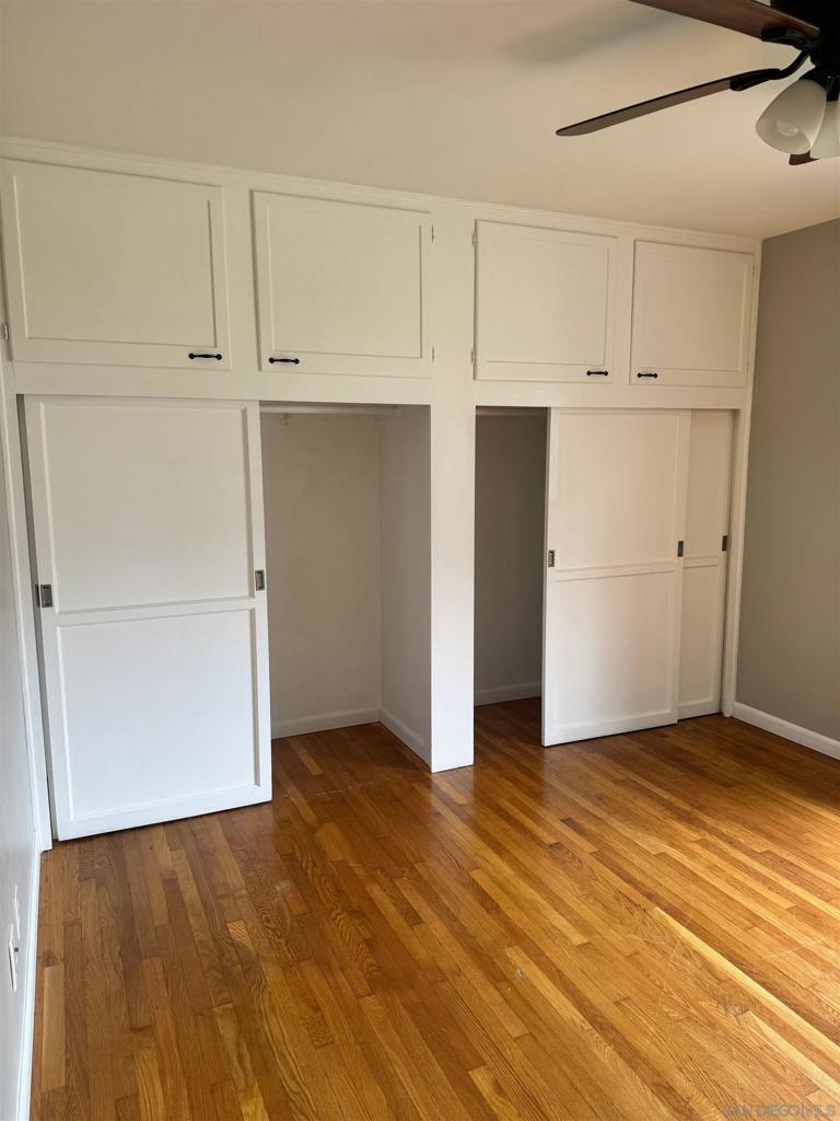 1558 1564 Ebers St. Property Photo 20