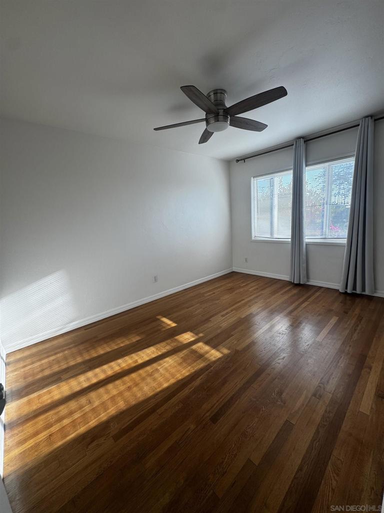 1558 1564 Ebers St. Property Photo 34