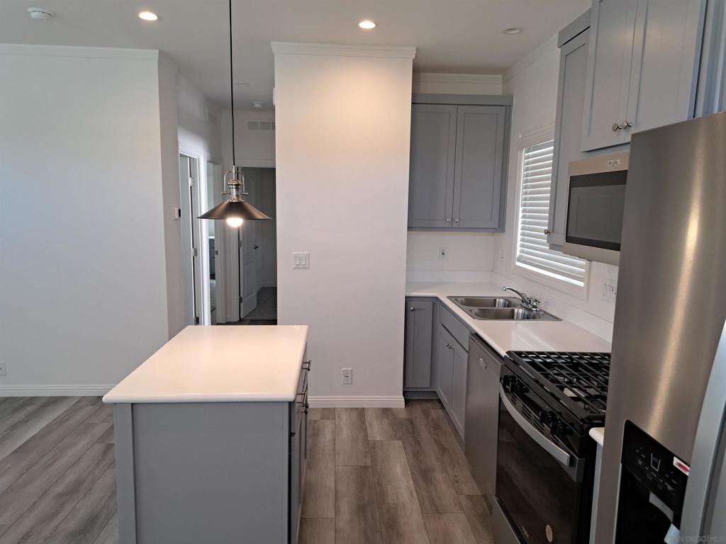 410 S First St 94 Property Photo 4