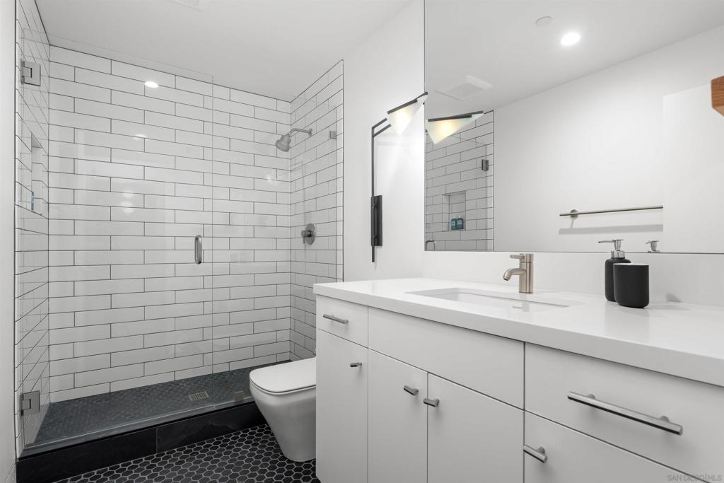 223 Ocean St Property Photo 30