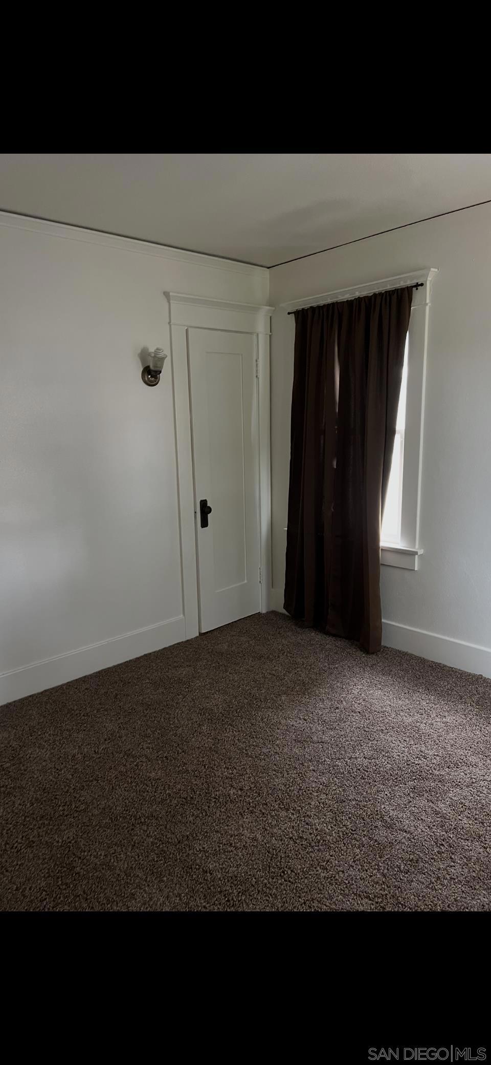 1064 N H Property Photo 10