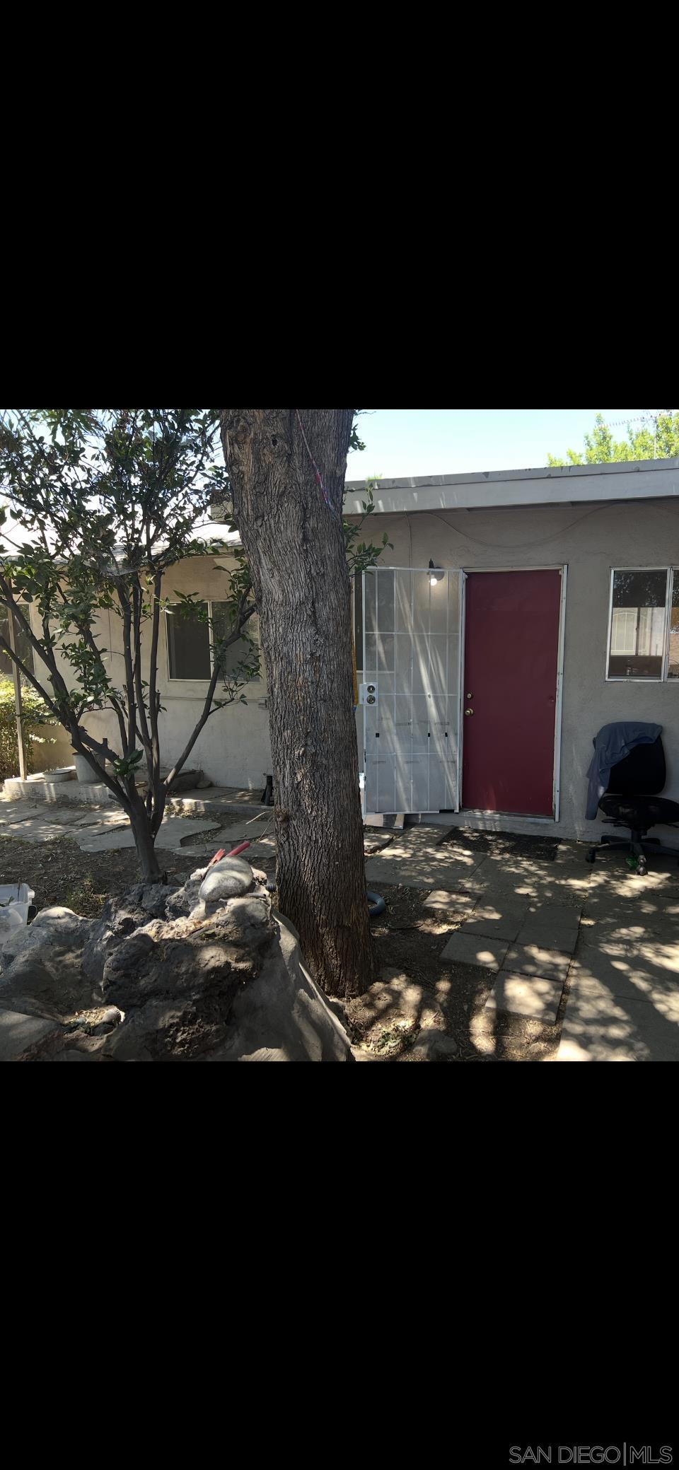 1064 N H Property Photo 13