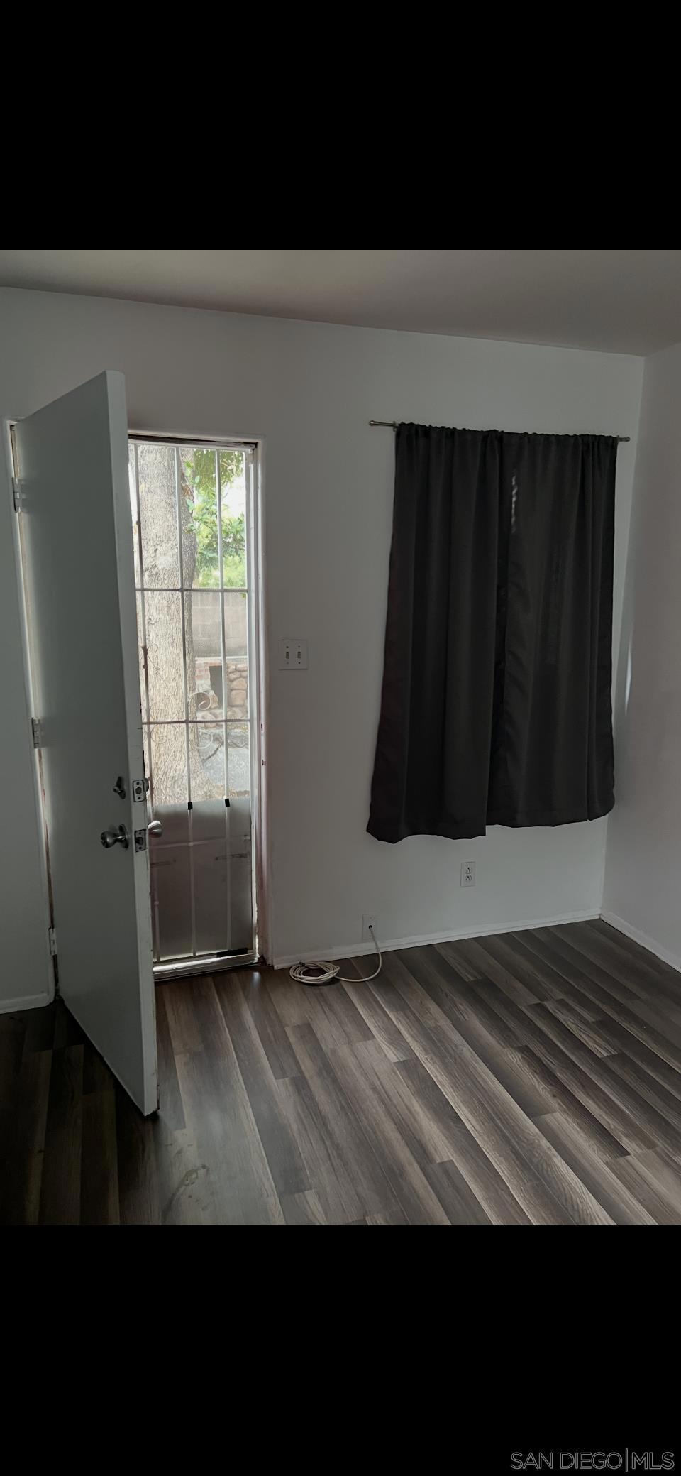 1064 N H Property Photo 16