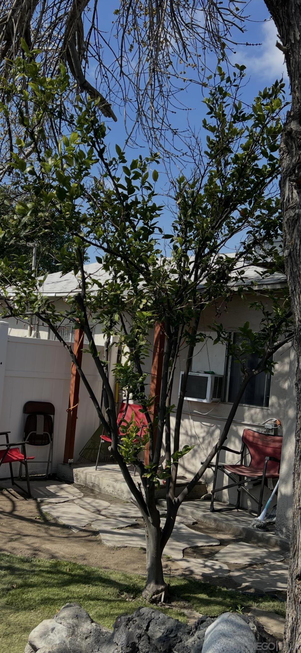 1064 N H Property Photo 24